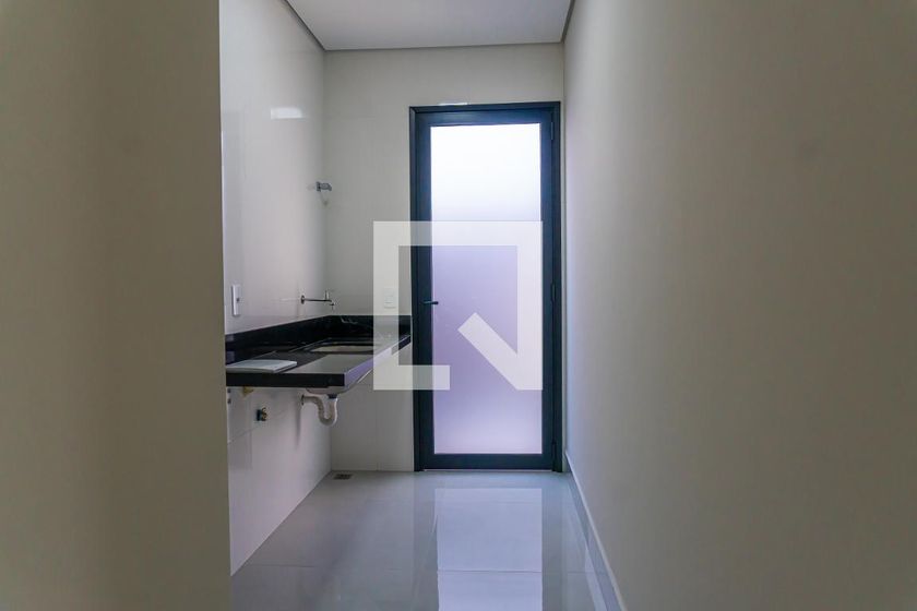 Casa à Venda - Swiss Park, 3 Quartos,  232 m2 em , Campinas - sp | SoloBR
