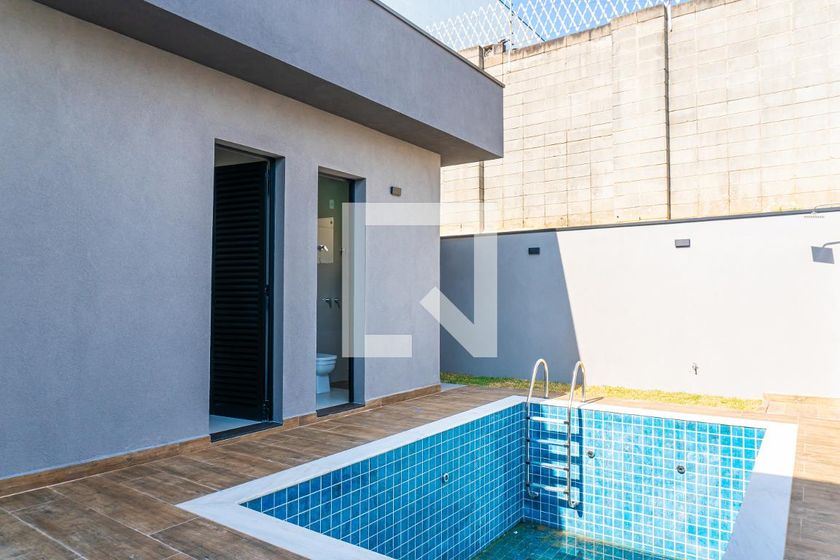Casa à Venda - Swiss Park, 3 Quartos,  232 m2 em , Campinas - sp | SoloBR