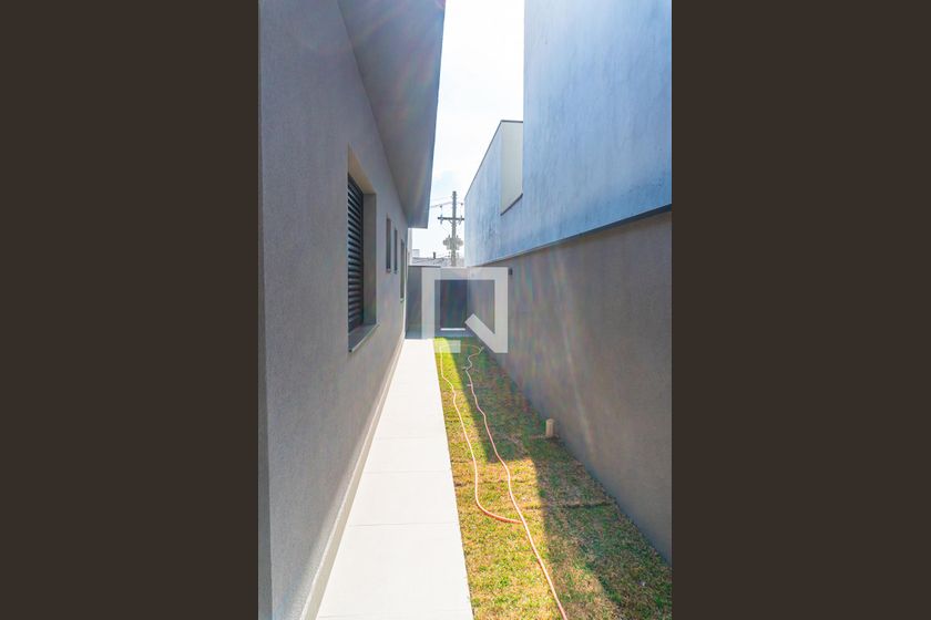 Casa à Venda - Swiss Park, 3 Quartos,  232 m2 em , Campinas - sp | SoloBR