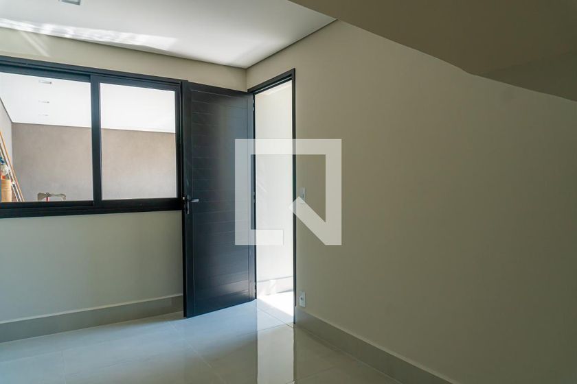 Casa à Venda - Swiss Park, 3 Quartos,  232 m2 em , Campinas - sp | SoloBR