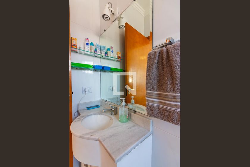 Casa, 3 quartos, 240 m² - Foto 26