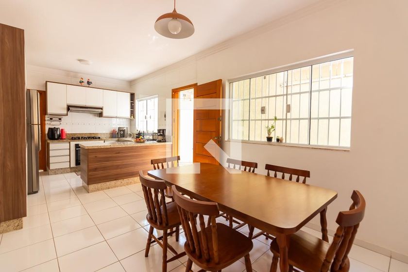 Casa, 3 quartos, 240 m² - Foto 6
