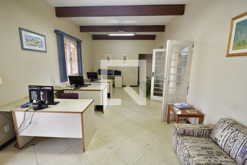 Casa à Venda - Mansões Santo Antônio, 4 Quartos,  345 m2 em , Campinas - sp | SoloBR