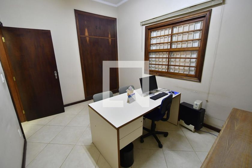 Casa à Venda - Mansões Santo Antônio, 4 Quartos,  345 m2 em , Campinas - sp | SoloBR
