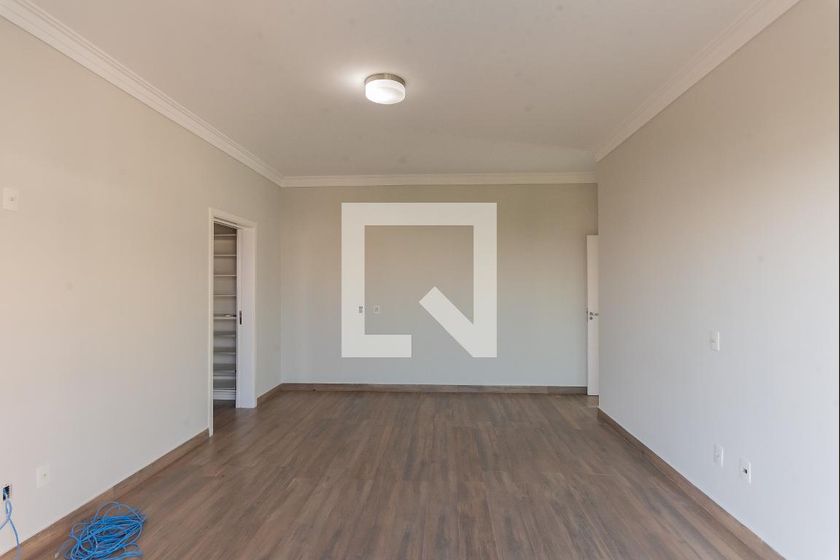 Casa à Venda - Swiss Park, 5 Quartos,  638 m2 em , Campinas - sp | SoloBR