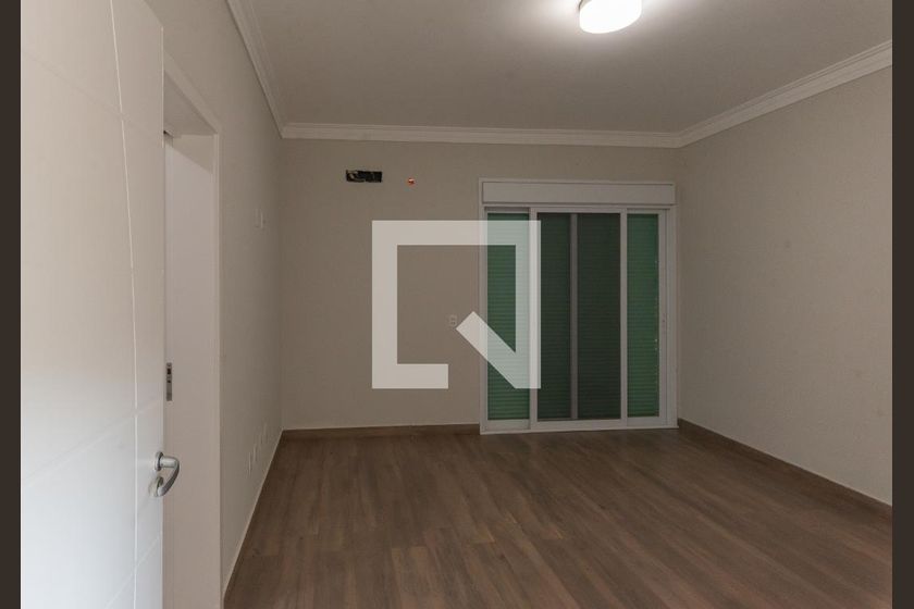 Casa à Venda - Swiss Park, 5 Quartos,  638 m2 em , Campinas - sp | SoloBR