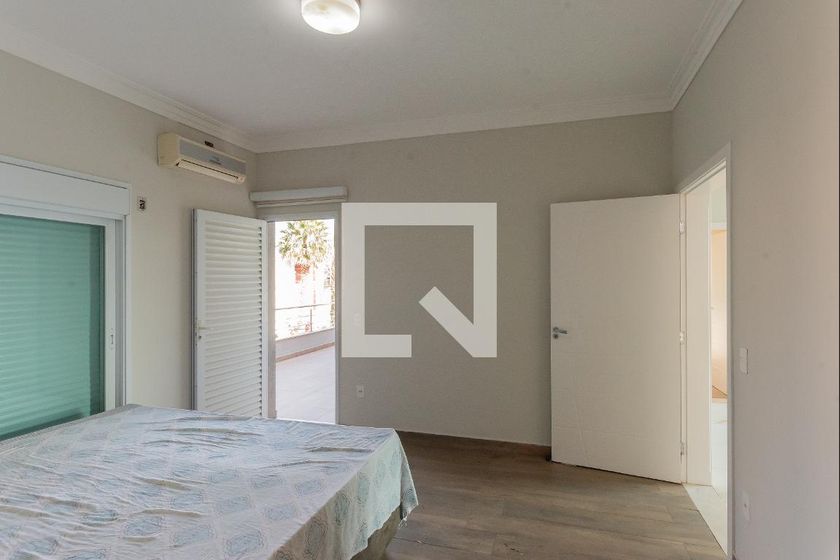 Casa à Venda - Swiss Park, 5 Quartos,  638 m2 em , Campinas - sp | SoloBR