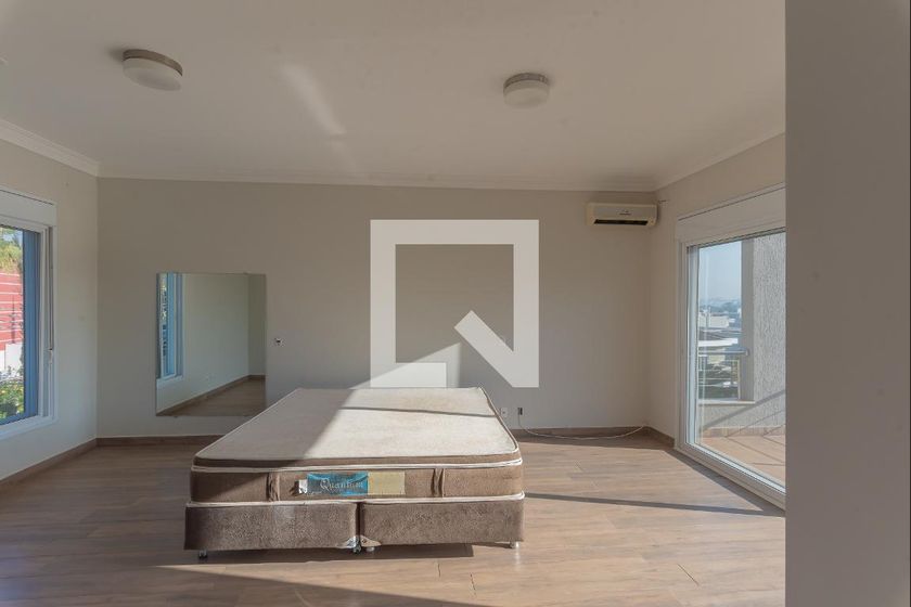 Casa à Venda - Swiss Park, 5 Quartos,  638 m2 em , Campinas - sp | SoloBR