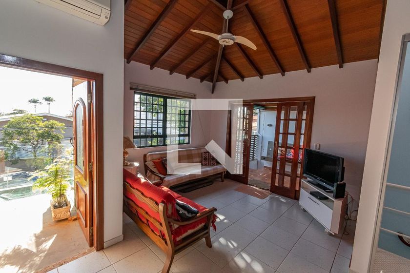 Casa à Venda - Jardim Chapadão, 6 Quartos,  244 m2 em , Campinas - sp | SoloBR