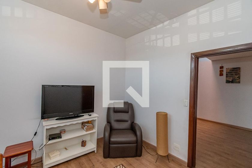 Casa à Venda - Jardim Chapadão, 6 Quartos,  244 m2 em , Campinas - sp | SoloBR
