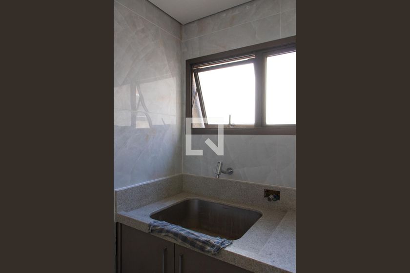 Apartamento à Venda - Cambuí, 4 Quartos,  276 m2 em , Campinas - sp | SoloBR