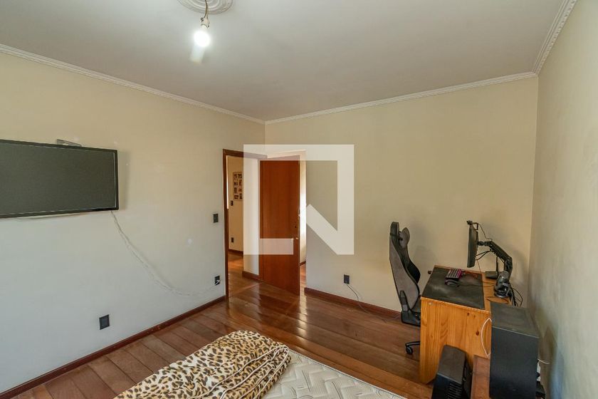 Casa à Venda - Taquaral, 4 Quartos,  293 m2 em , Campinas - sp | SoloBR