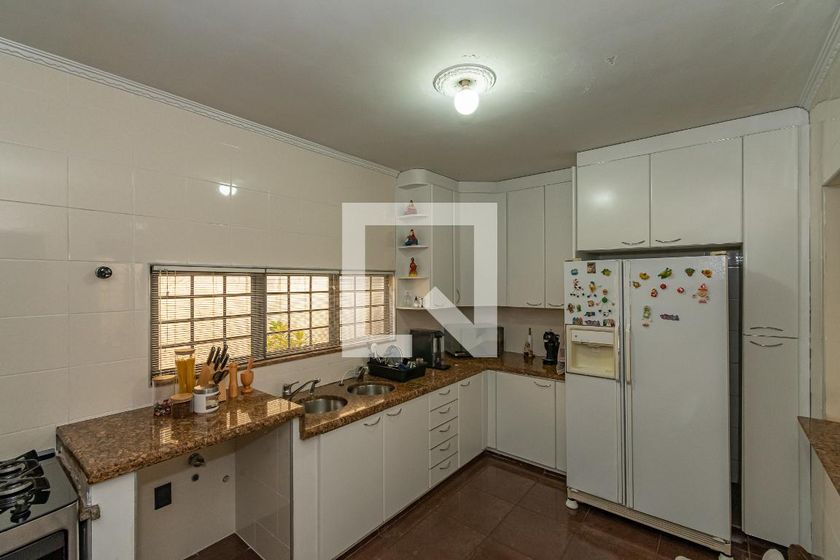 Casa à Venda - Taquaral, 4 Quartos,  293 m2 em , Campinas - sp | SoloBR