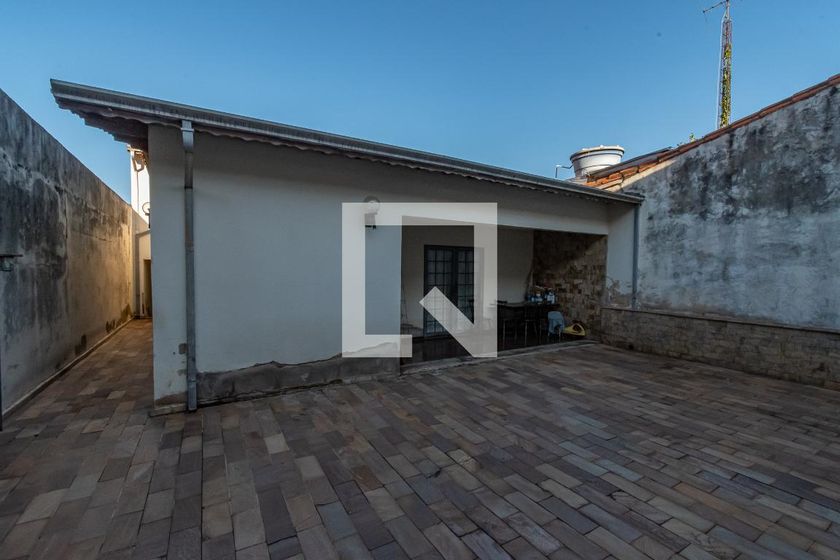 Casa à Venda - Taquaral, 4 Quartos,  293 m2 em , Campinas - sp | SoloBR