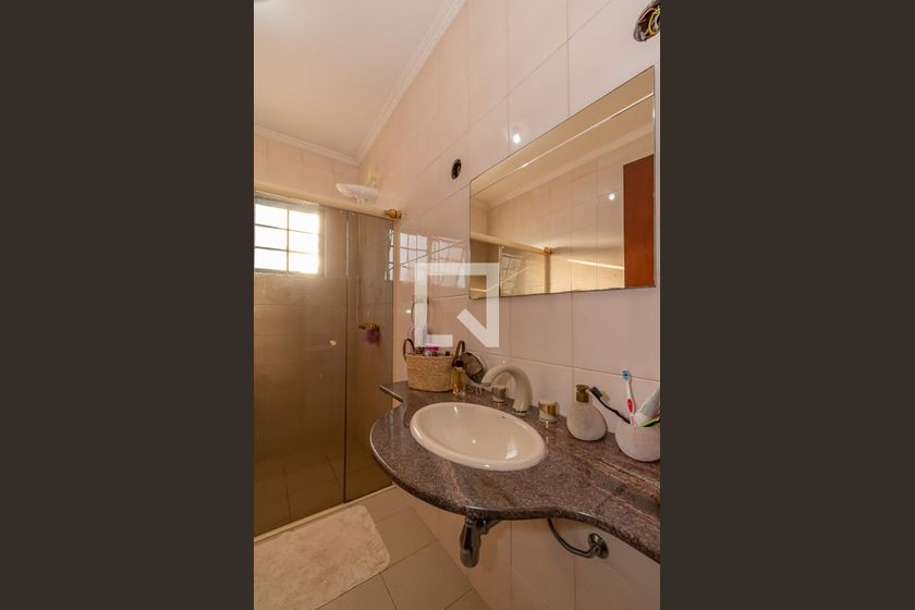 Casa à Venda - Taquaral, 4 Quartos,  293 m2 em , Campinas - sp | SoloBR