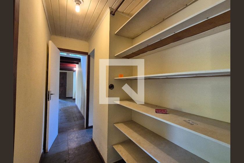 Casa, 3 quartos, 250 m² - Foto 28