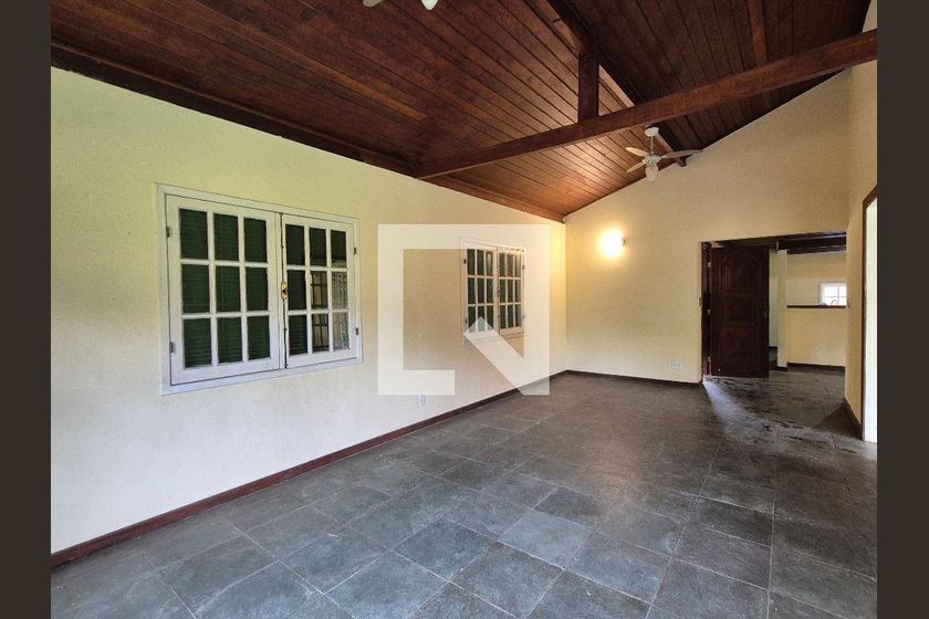 Casa, 3 quartos, 250 m² - Foto 3