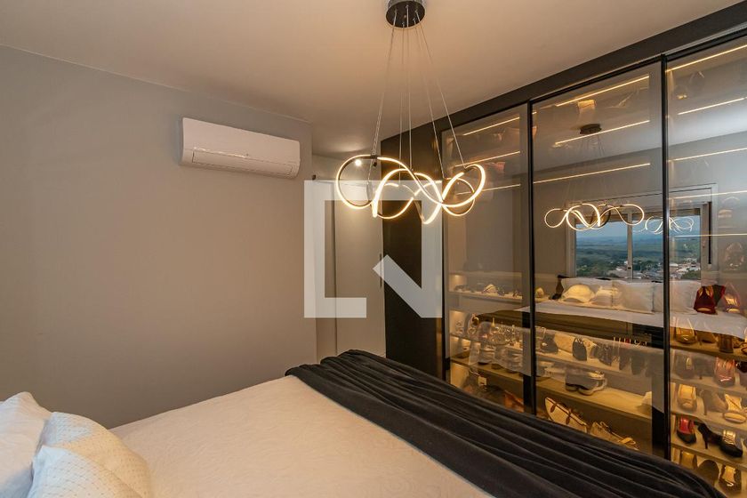 Apartamento à Venda - Lot. Alphaville Campinas , 3 Quartos,  137 m2 em , Campinas - sp | SoloBR