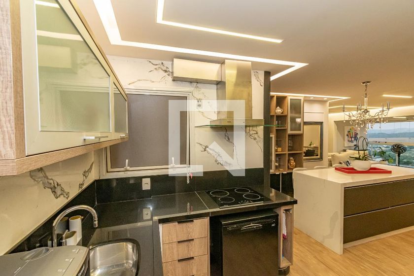 Apartamento à Venda - Lot. Alphaville Campinas , 3 Quartos,  137 m2 em , Campinas - sp | SoloBR
