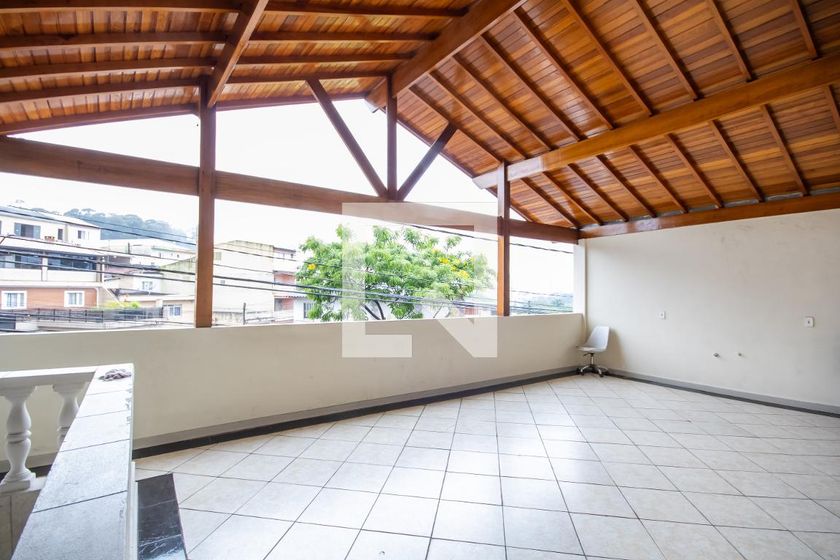 Casa, 3 quartos, 240 m² - Foto 36