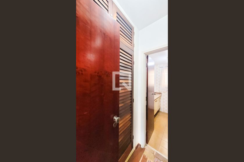 Apartamento à Venda - Cambuí, 3 Quartos,  162 m2 em , Campinas - sp | SoloBR
