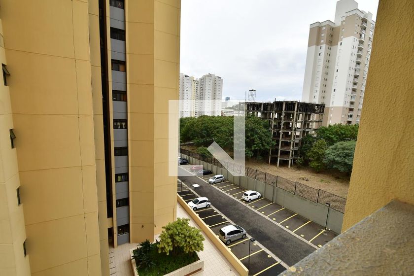 Apartamento à Venda - Mansões Santo Antônio, 1 Quarto,  70 m2 em , Campinas - sp | SoloBR