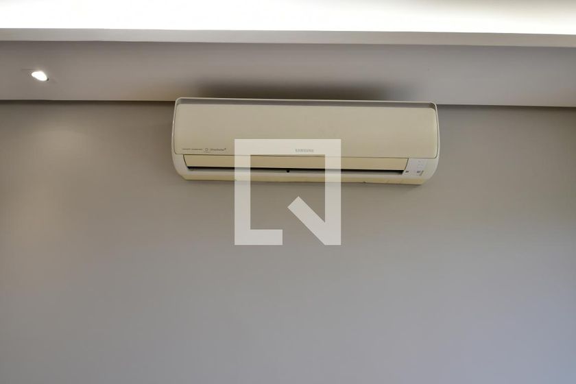 Apartamento à Venda - Mansões Santo Antônio, 1 Quarto,  70 m2 em , Campinas - sp | SoloBR