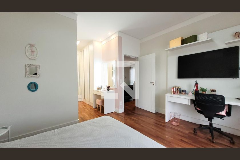 Casa à Venda - Res. Parque dos Alecrins, 4 Quartos,  329 m2 em , Campinas - sp | SoloBR