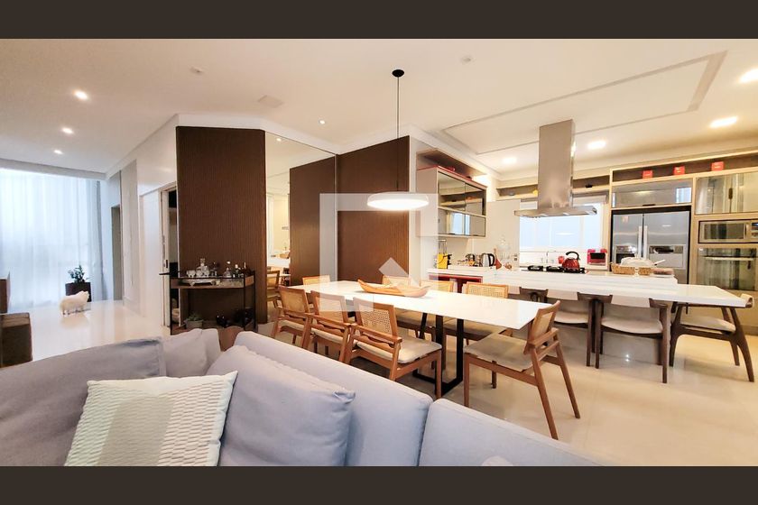 Casa à Venda - Res. Parque dos Alecrins, 4 Quartos,  329 m2 em , Campinas - sp | SoloBR