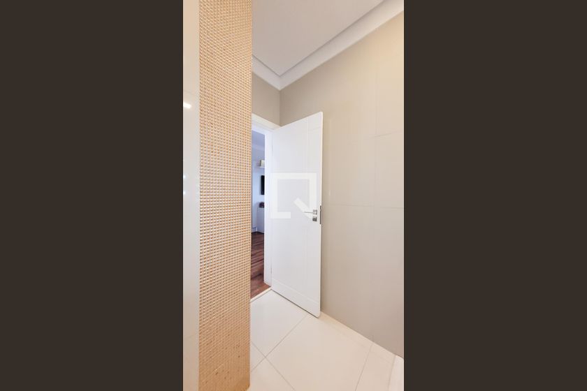 Casa à Venda - Res. Parque dos Alecrins, 4 Quartos,  329 m2 em , Campinas - sp | SoloBR