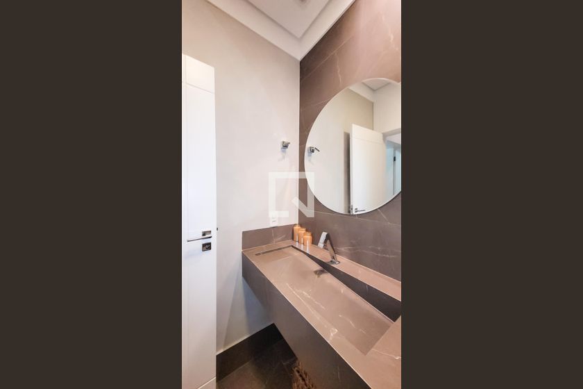 Casa à Venda - Res. Parque dos Alecrins, 4 Quartos,  329 m2 em , Campinas - sp | SoloBR