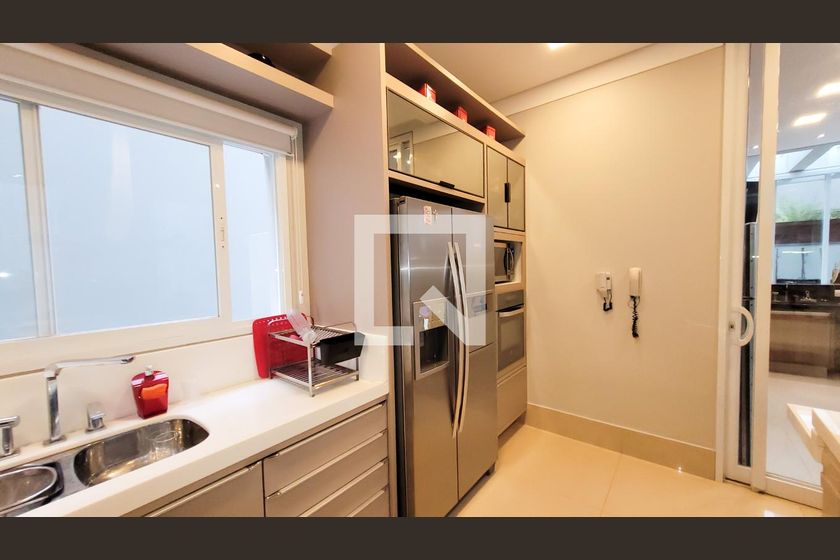 Casa à Venda - Res. Parque dos Alecrins, 4 Quartos,  329 m2 em , Campinas - sp | SoloBR