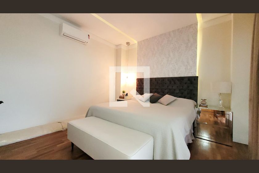 Casa à Venda - Res. Parque dos Alecrins, 4 Quartos,  329 m2 em , Campinas - sp | SoloBR