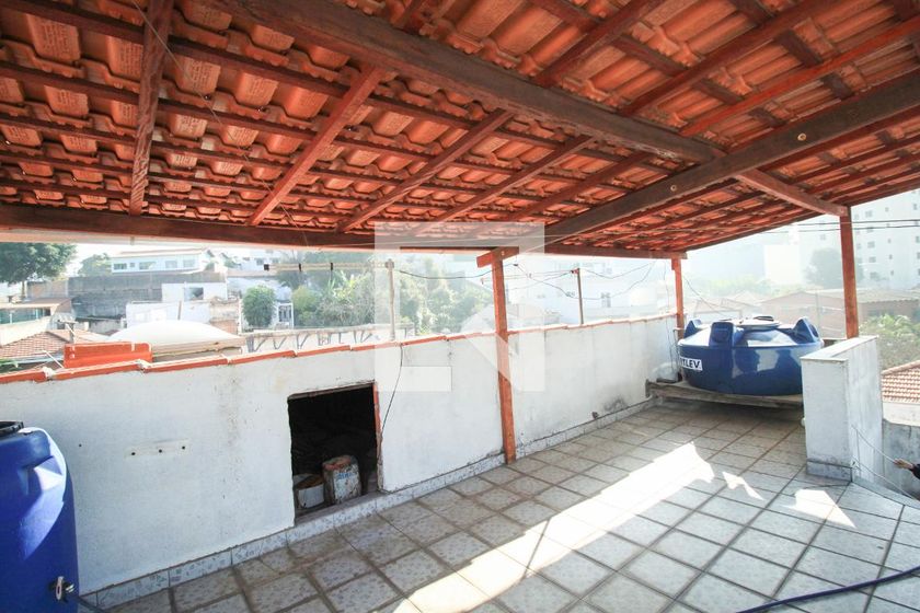 Casa, 4 quartos, 258 m² - Foto 38