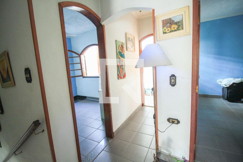 Casa, 4 quartos, 258 m² - Foto 34