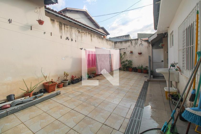 Casa à Venda - Jardim Flamboyant, 3 Quartos,  176 m2 em , Campinas - sp | SoloBR