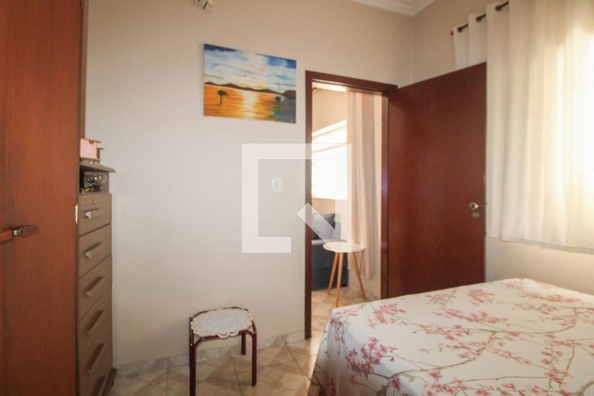 Casa à Venda - Jardim Flamboyant, 3 Quartos,  176 m2 em , Campinas - sp | SoloBR