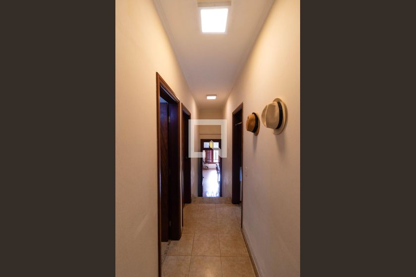 Casa à Venda - Jardim Chapadão, 3 Quartos,  360 m2 em , Campinas - sp | SoloBR