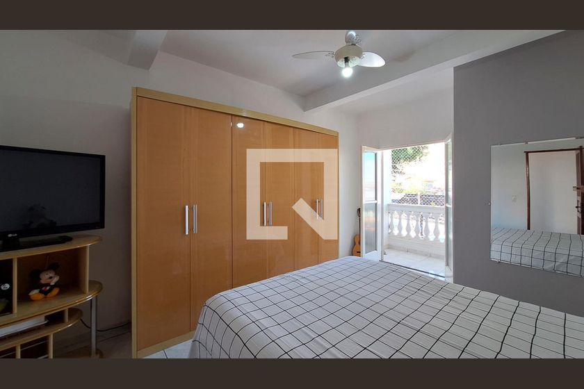 Casa, 3 quartos, 225 m² - Foto 21