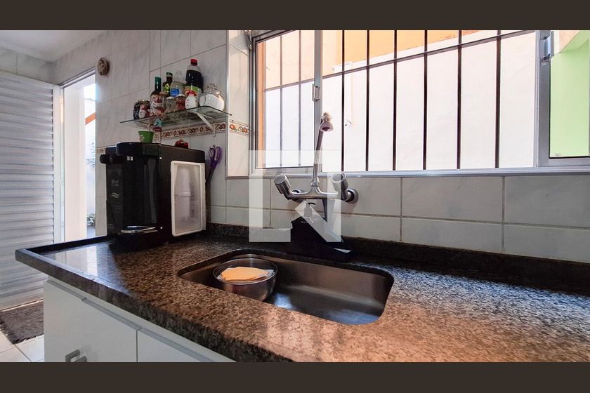 Casa, 3 quartos, 225 m² - Foto 35