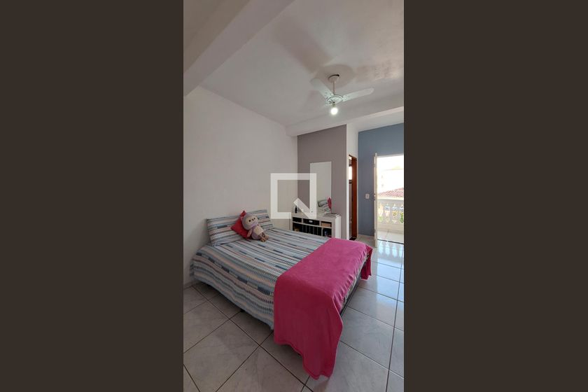 Casa, 3 quartos, 225 m² - Foto 14