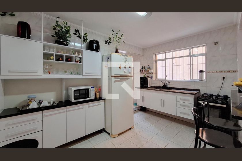 Casa, 3 quartos, 225 m² - Foto 31