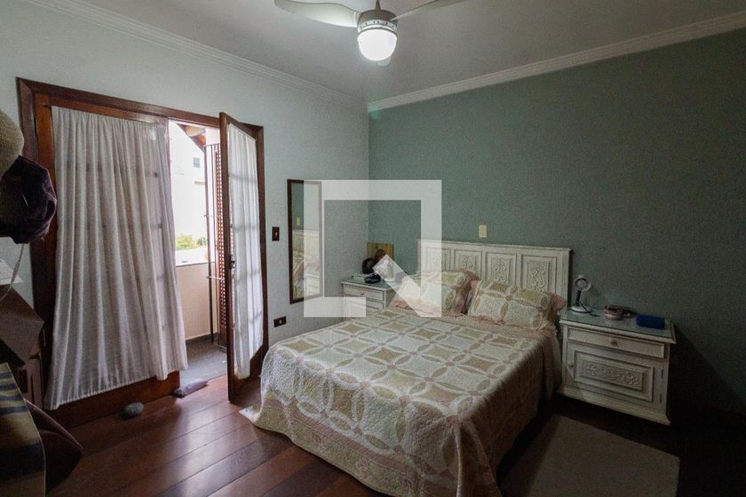 Casa, 3 quartos, 200 m² - Foto 25