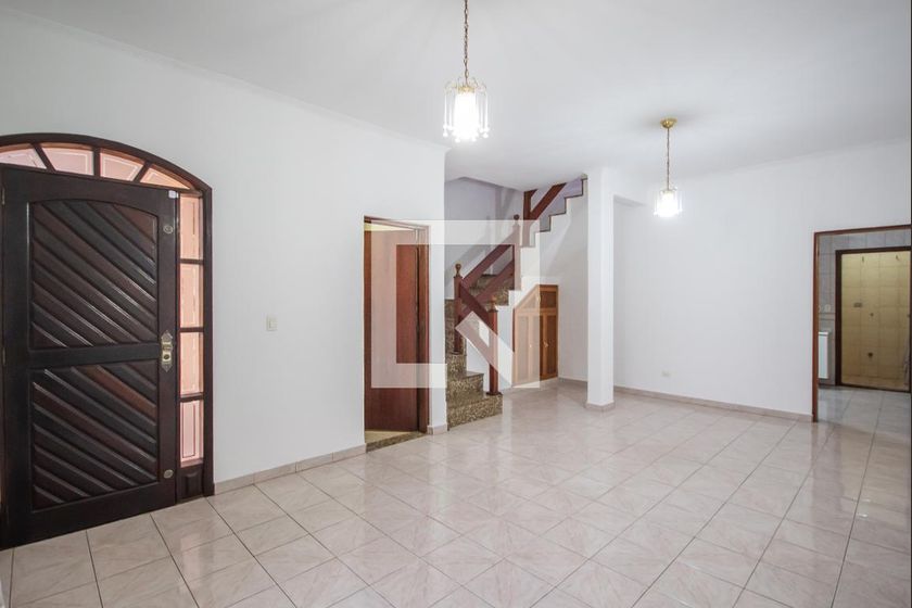 Casa, 3 quartos, 220 m² - Foto 1