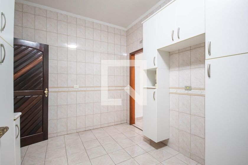 Casa, 3 quartos, 220 m² - Foto 77