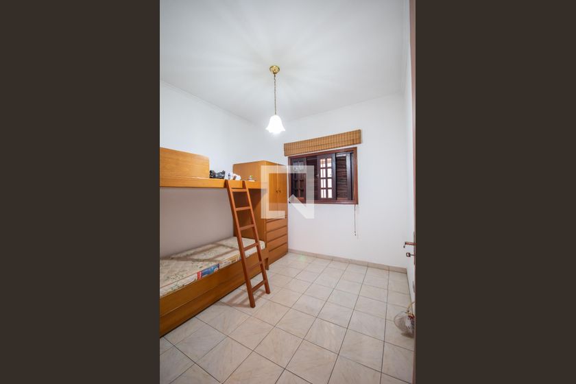 Casa, 3 quartos, 220 m² - Foto 47