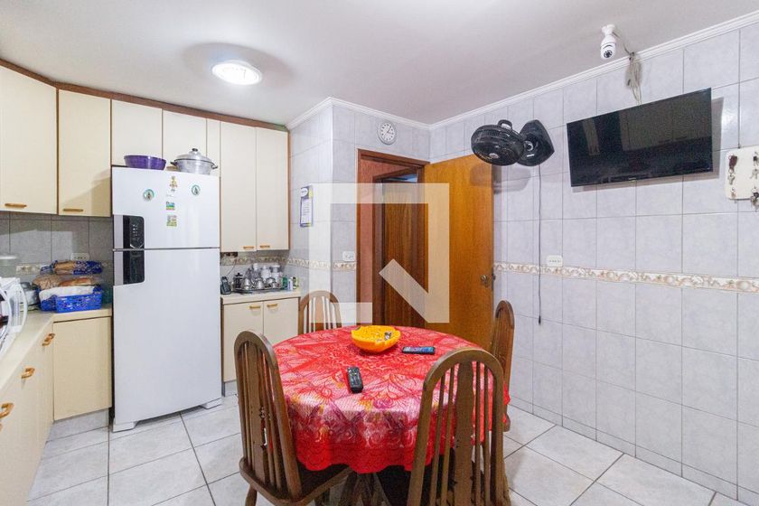 Casa, 3 quartos, 250 m² - Foto 28