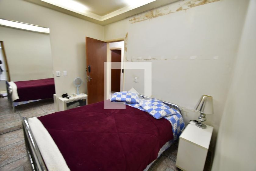 Casa à Venda - Jardim Flamboyant, 3 Quartos,  290 m2 em , Campinas - sp | SoloBR