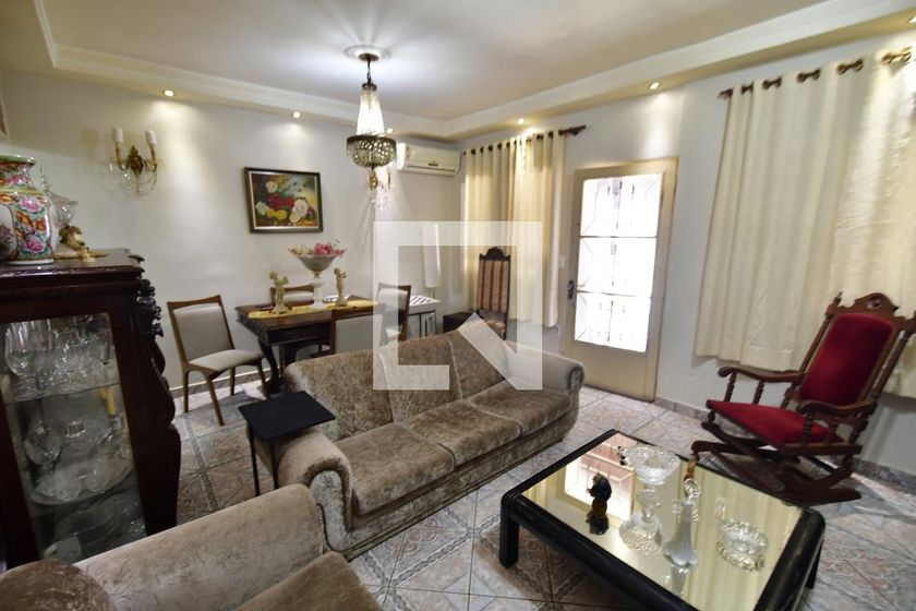 Casa à Venda - Jardim Flamboyant, 3 Quartos,  290 m2 em , Campinas - sp | SoloBR