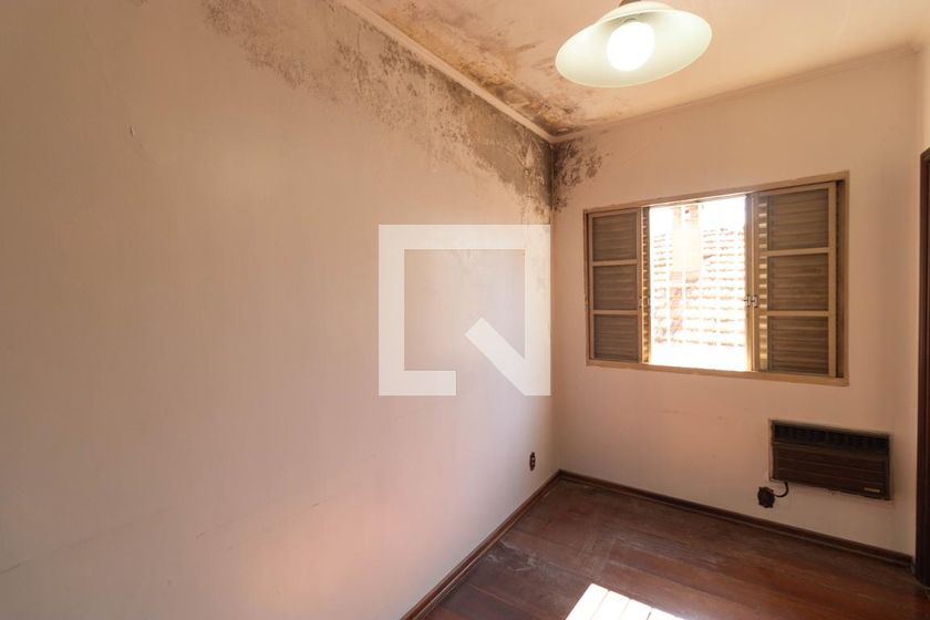 Casa à Venda - Centro, 2 Quartos,  148 m2 em , Campinas - sp | SoloBR